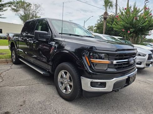 Used 2025 Ford F150 XLT w/ Equipment Group 301A Standard AWD/4WD image 3