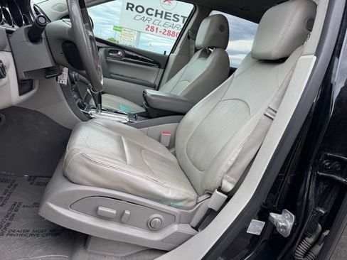 Used 2017 Buick Enclave Leather AWD/4WD image 8