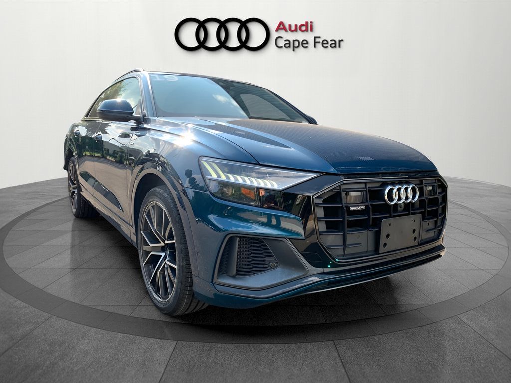 Used 2019 Audi Q8 Prestige w/ Luxury Package AWD/4WD image 7