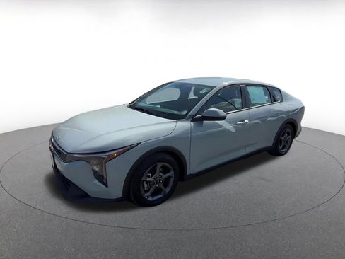 Used 2025 Kia K4 FWD image 8