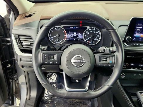 Used 2023 Nissan Rogue SL image 14