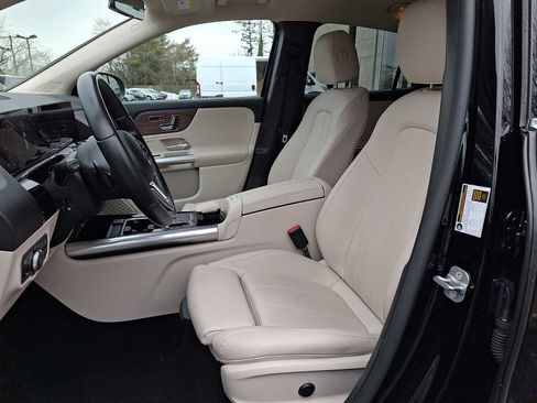 Certified 2023 Mercedes-Benz GLA 250 4MATIC image 10