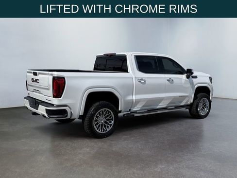 Used 2024 GMC Sierra 1500 Denali w/ Technology Package AWD/4WD image 3