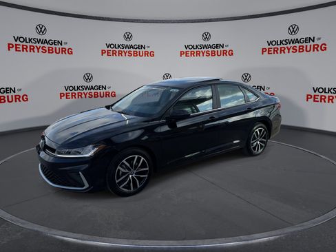 New 2026 Volkswagen Jetta SE image 4