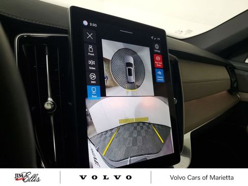 New 2026 Volvo XC90 B6 Plus w/ Protection Package Premier image 29