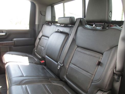 Used 2020 GMC Sierra 2500 Denali w/ Denali Ultimate Package image 23