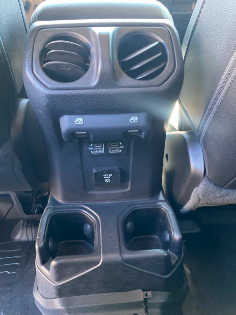Used 2021 Jeep Gladiator Overland AWD/4WD image 15