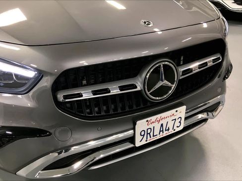 Used 2025 Mercedes-Benz GLA 250 image 28