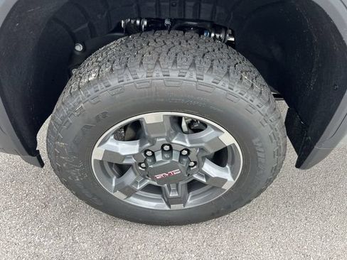 New 2026 GMC Sierra 2500 SLE w/ SLE Value Package; AWD/4WD image 16