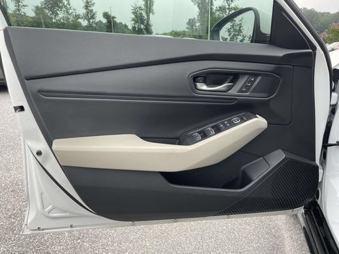 Used 2023 Honda Accord EX-L image 5