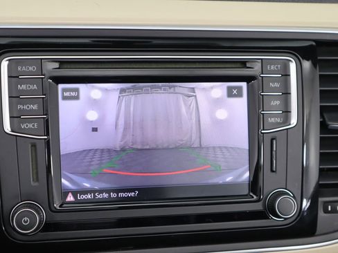 Used 2019 Volkswagen Beetle 2.0T Final Edition SEL image 24