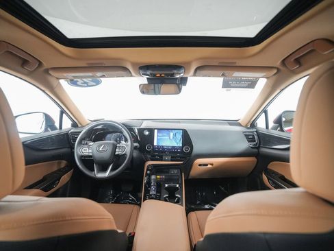 Used 2025 Lexus NX 250 FWD w/ Accessory Package (2T) image 15