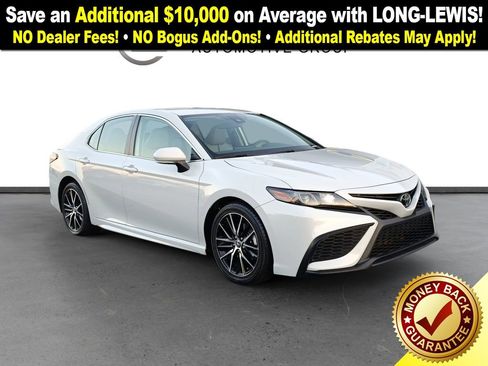Used 2023 Toyota Camry SE image 10