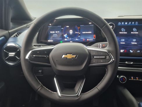 New 2026 Chevrolet Equinox EV LT image 10