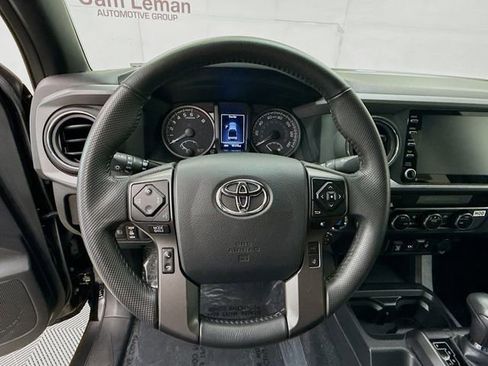 Used 2023 Toyota Tacoma TRD Off-Road image 11