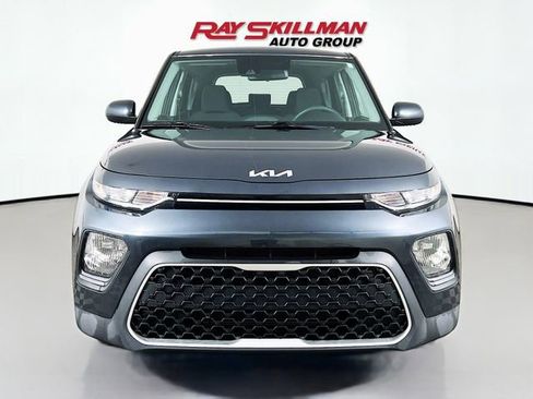 Used 2022 Kia Soul LX w/ Technology Package image 2