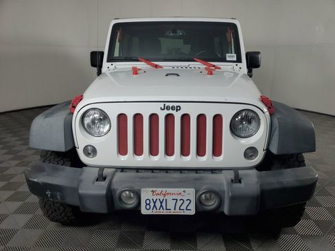 Used 2018 Jeep Wrangler Unlimited Sport S AWD/4WD image 9