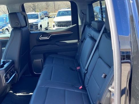 New 2025 GMC Sierra 1500 Denali w/ Technology Package image 10