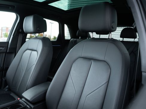 Certified 2022 Audi Q3 2.0T Premium Plus image 21