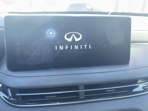 Used 2025 INFINITI QX60 Luxe w/ Black Edition image 13