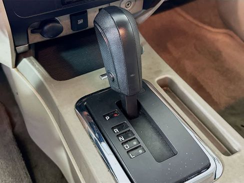 Used 2011 Ford Escape XLT image 17