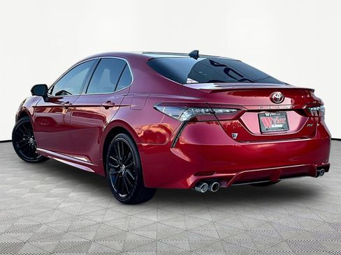 Used 2021 Toyota Camry XSE FWD image 4