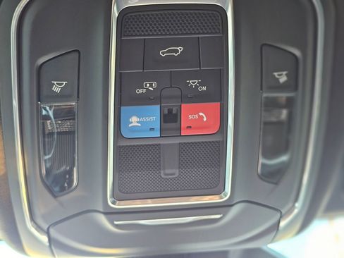 New 2026 Jeep Grand Cherokee L Limited image 18