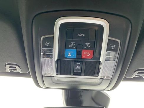 Used 2025 RAM 1500 Big Horn AWD/4WD image 14
