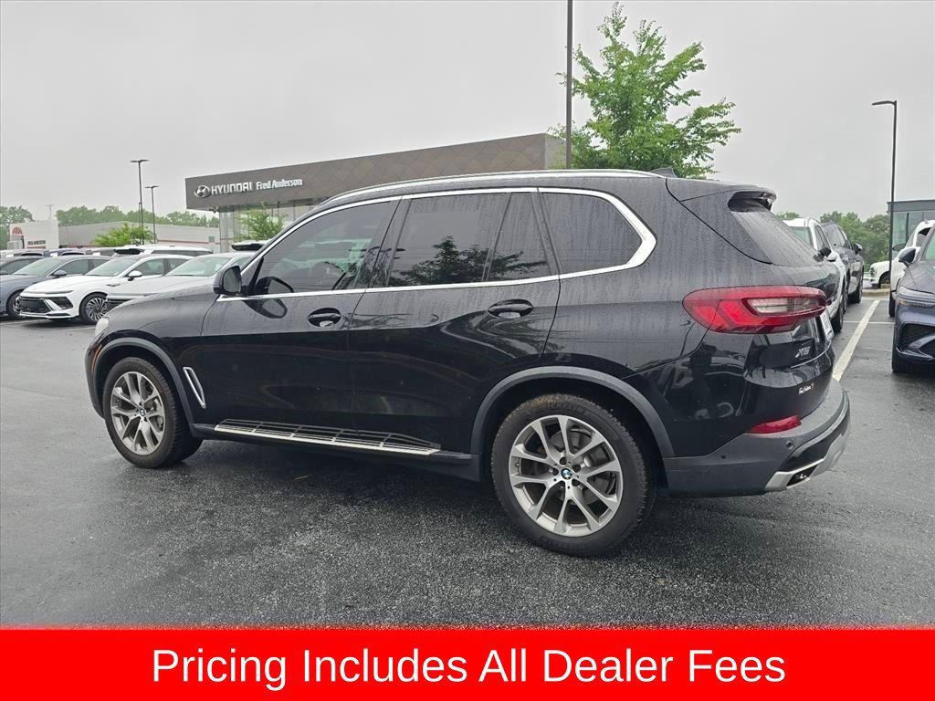 Used 2022 BMW X5 xDrive40i w/ Premium Package AWD/4WD image 5