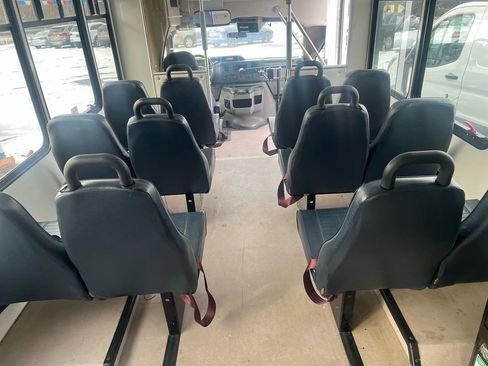 Used 2014 Ford E-450 and Econoline 450 Super Duty w/ Shuttle Bus Prep Package image 13