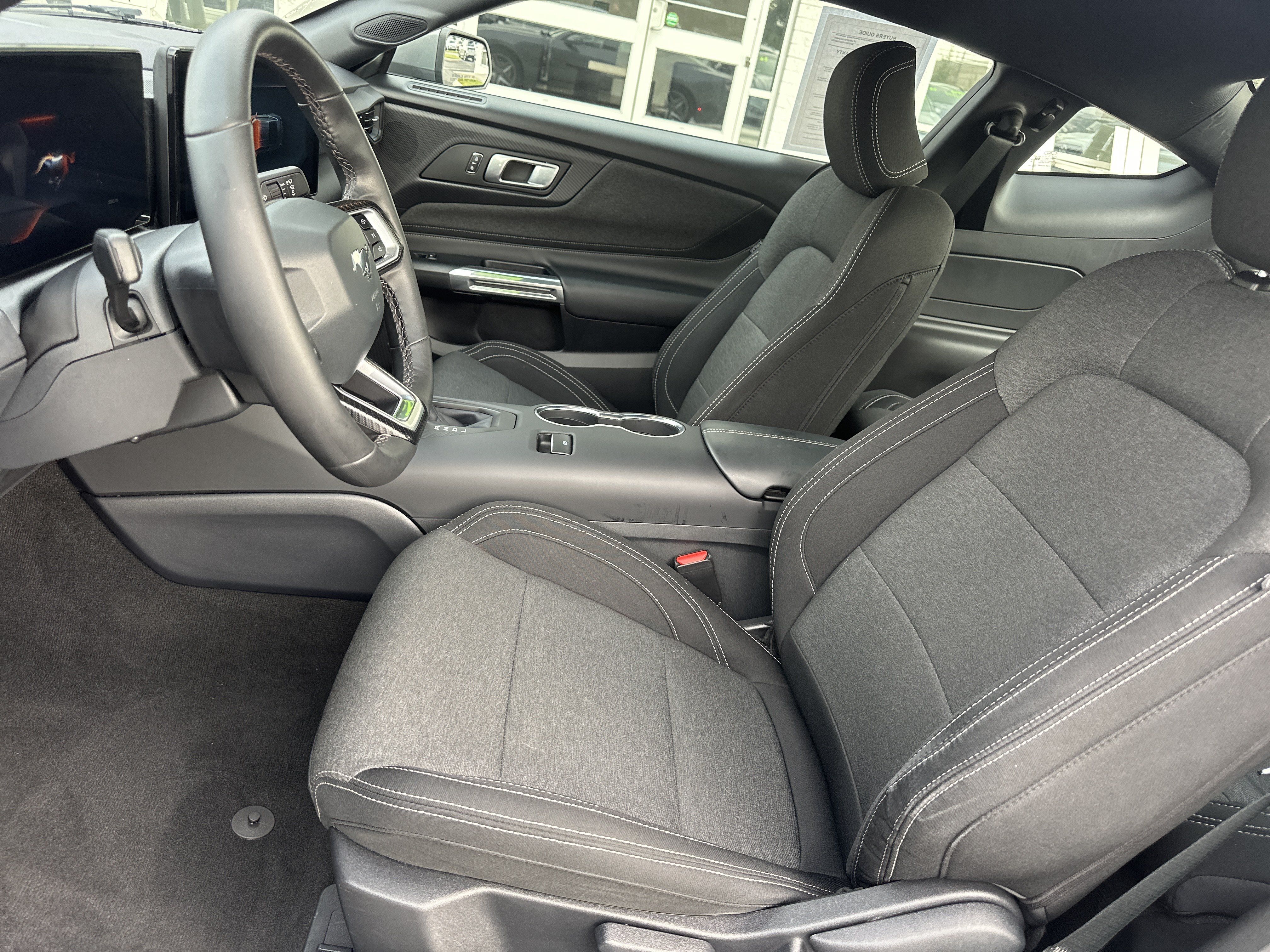Used 2025 Ford Mustang Coupe RWD image 11