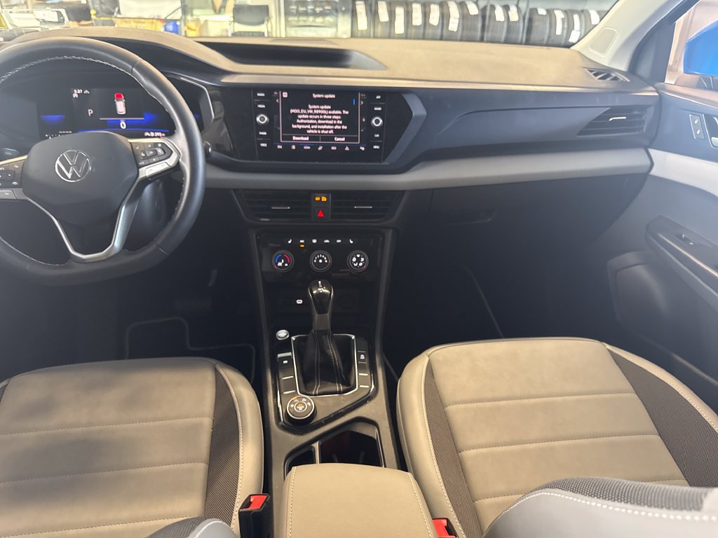 Certified 2023 Volkswagen Taos SE AWD/4WD image 7
