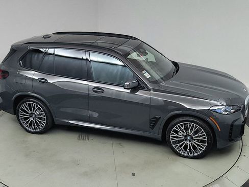 Used 2026 BMW X5 xDrive40i w/ M Sport Package image 9