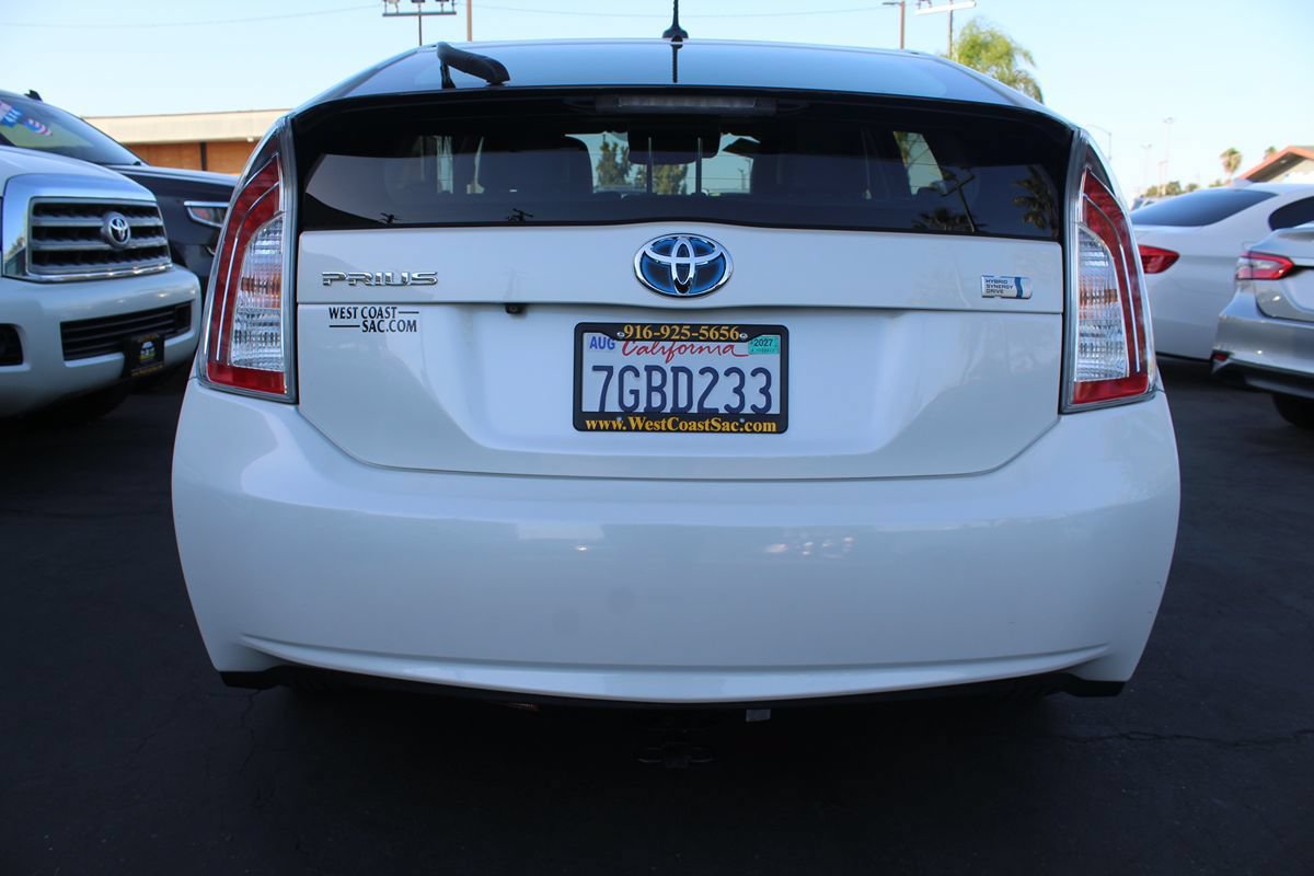Used 2014 Toyota Prius Four FWD image 14