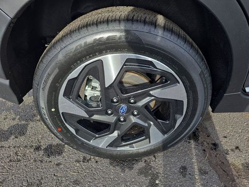 New 2026 Subaru Crosstrek 2.5i Limited w/ Popular Package #3A image 9