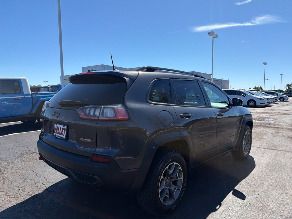Used 2022 Jeep Cherokee Trailhawk AWD/4WD image 9