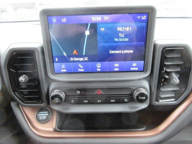 Used 2024 Ford Bronco Sport Outer Banks w/ Tech Package AWD/4WD image 19