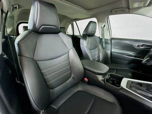 Used 2024 Toyota RAV4 XLE Premium FWD image 26