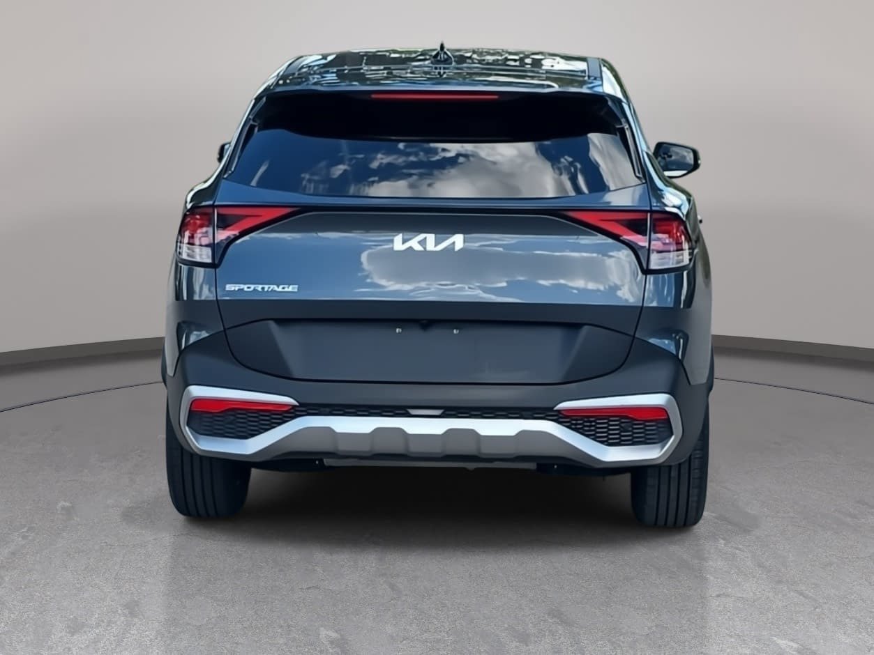 Used 2024 Kia Sportage EX FWD image 6