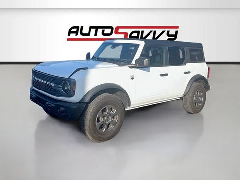 Used 2024 Ford Bronco Big Bend AWD/4WD image 3