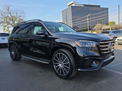 New 2026 Mercedes-Benz GLS 450 4MATIC image 7