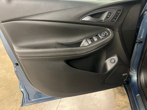Used 2024 Buick Encore GX Avenir w/ Avenir Convenience Package AWD/4WD image 15