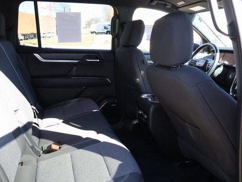 Certified 2025 GMC Acadia Elevation image 11