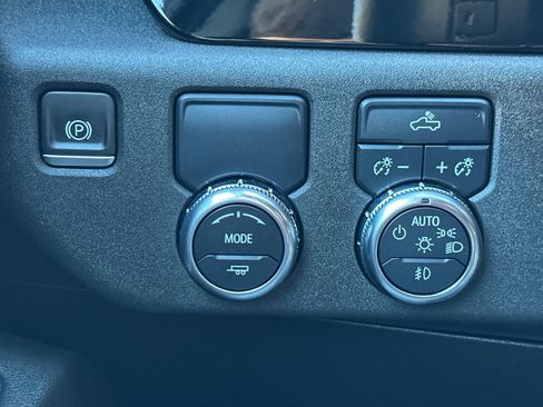 Certified 2022 GMC Sierra 1500 Elevation w/ LPO, Elevation Black Package image 34