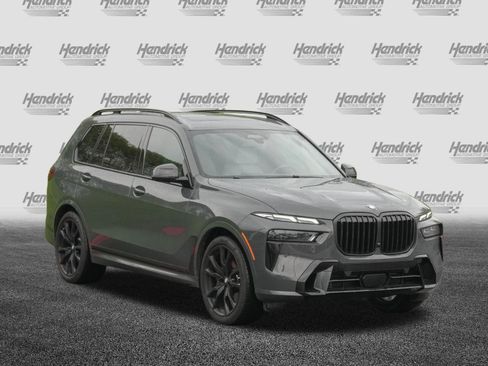 Certified 2026 BMW X7 xDrive40i w/ M Sport Package AWD/4WD image 2
