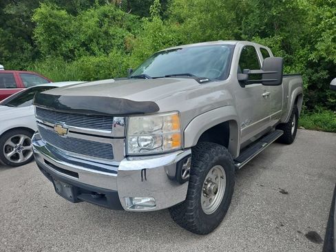 Used 2008 Chevrolet Silverado 2500 LTZ AWD/4WD image 1
