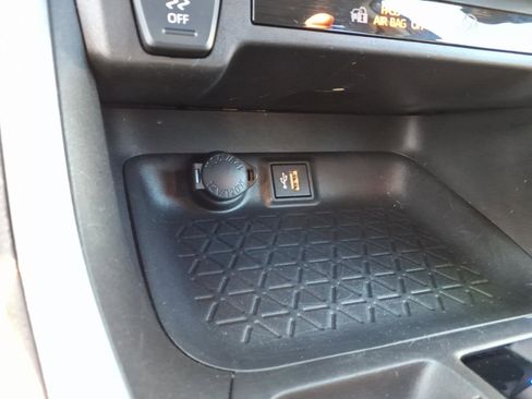 Certified 2024 Toyota RAV4 LE AWD/4WD image 18