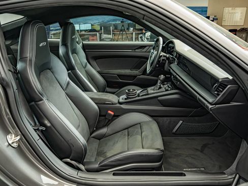 Certified 2022 Porsche 911 GT3 RWD image 52