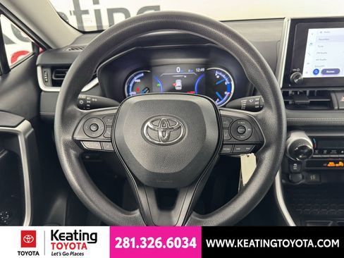 Certified 2025 Toyota RAV4 LE AWD/4WD image 30