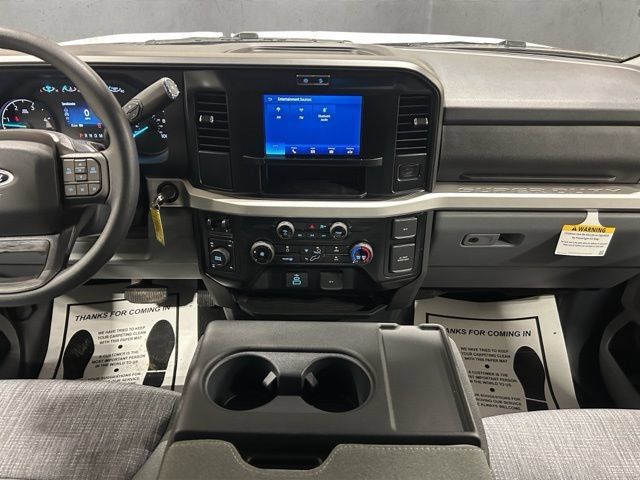 New 2026 Ford F250 XLT w/ FX4 Off-Road Package AWD/4WD image 15